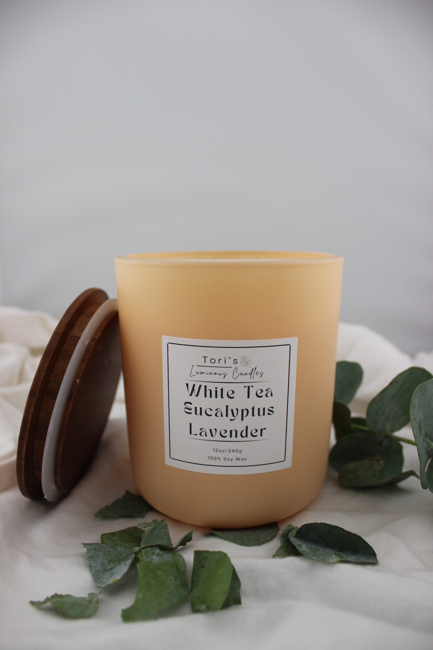 White Tea, Eucalyptus, & Lavender (12oz)